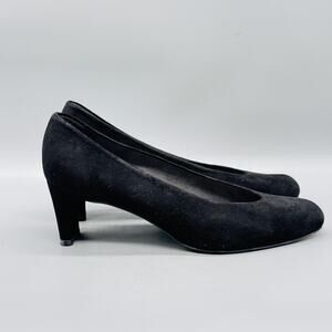 Stuart Weitzman Shoes Women 8.5 Black Suede Cone Heel Pump Slip On Dress Classic